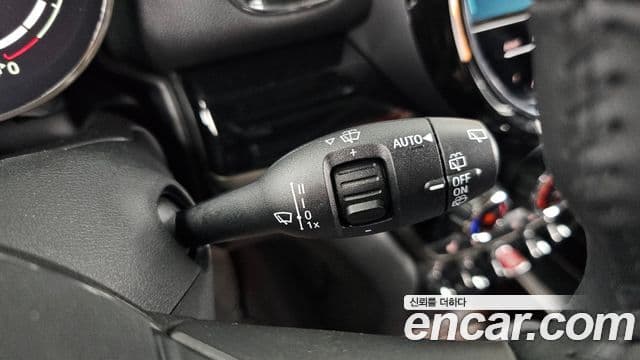 Mini Cooper Countryman 2023 — ფოტო 7/35
