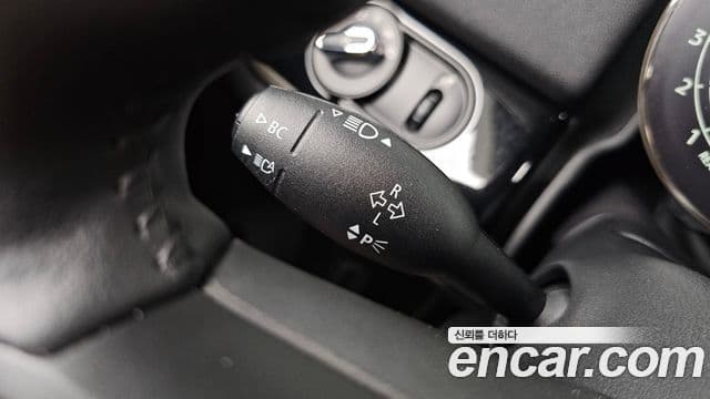Mini Cooper Countryman 2023 — ფოტო 30/35