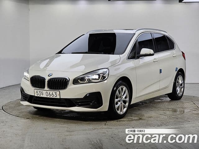 BMW 2 Series Active Tourer 2019 — Photo 10/20