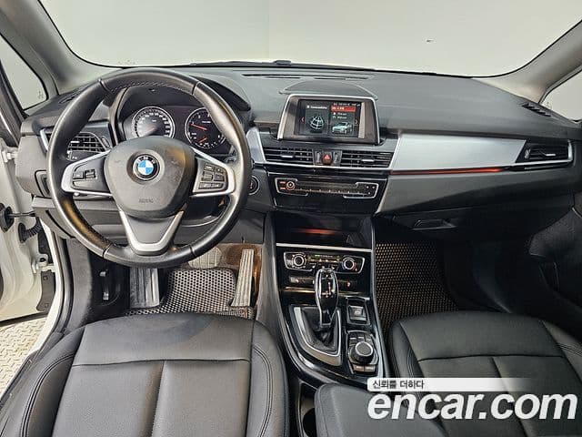 BMW 2 Series Active Tourer 2019 — Photo 20/20