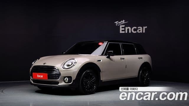 Mini Cooper Clubman 2023 — ფოტო 1/20