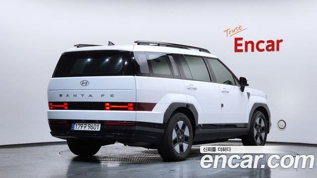 Hyundai Santa Fe 2024 — ფოტო 2/20