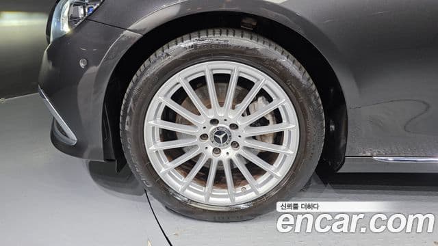 Mercedes-Benz E-Class 2021 — Şəkil 5/20