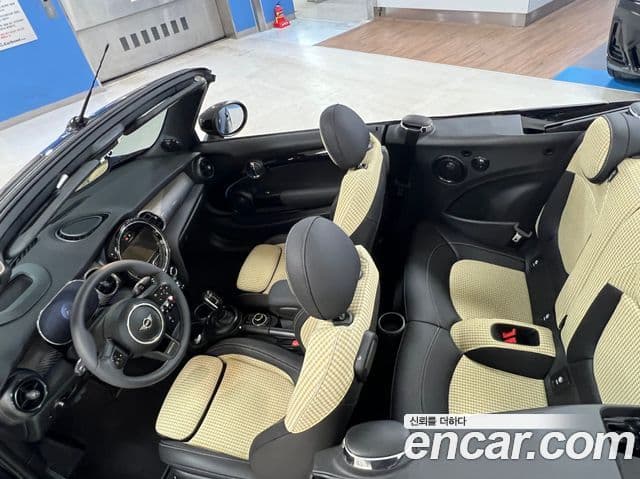 Mini Cooper S Convertible 2023 — Şəkil 18/20