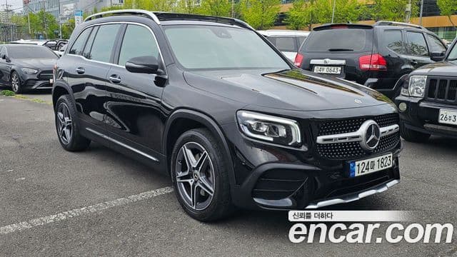 Mercedes-Benz GLB-Class 2021 — ფოტო 1/20