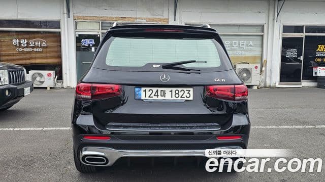 Mercedes-Benz GLB-Class 2021 — ფოტო 5/20