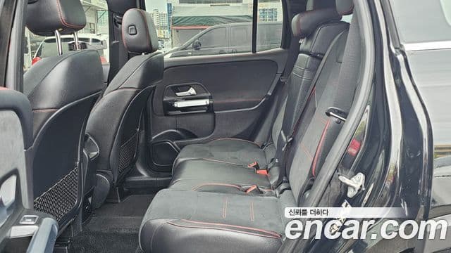 Mercedes-Benz GLB-Class 2021 — ფოტო 7/20