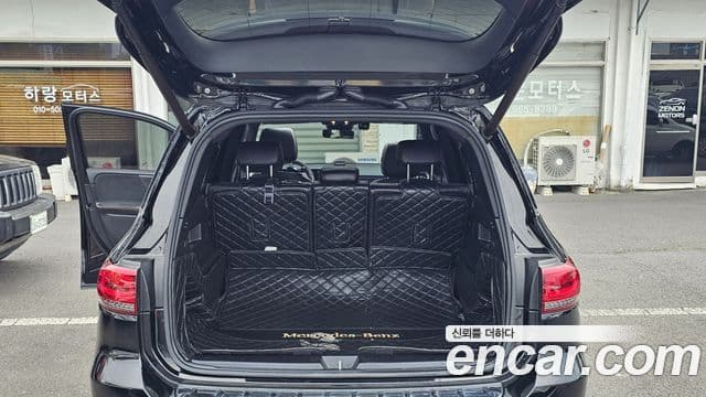Mercedes-Benz GLB-Class 2021 — ფოტო 18/20