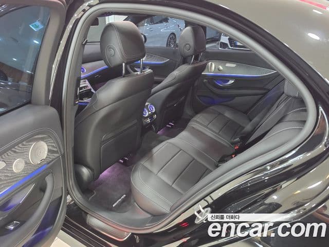 Mercedes-Benz E-Class 2022 — Şəkil 11/20