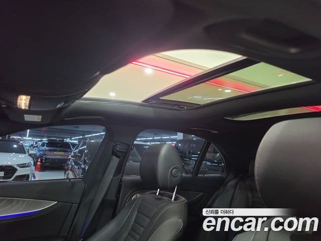Mercedes-Benz E-Class 2022 — Şəkil 15/20