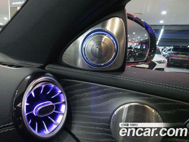 Mercedes-Benz E-Class 2022 — Şəkil 17/20