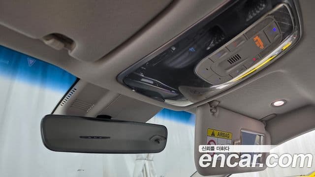 Genesis Electrified G80 2021 — ფოტო 17/20