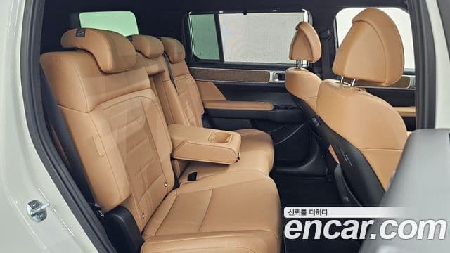 Hyundai Santa Fe 2023 — Şəkil 12/20