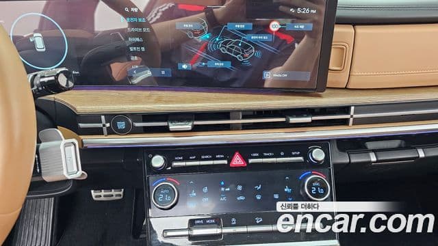 Hyundai Santa Fe 2023 — Şəkil 14/20