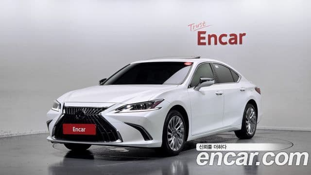 Lexus ES300h 2023 — Şəkil 1/20