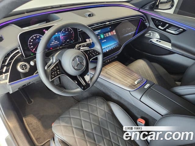 Mercedes-Benz E-Class 2025 — Фото 15/20
