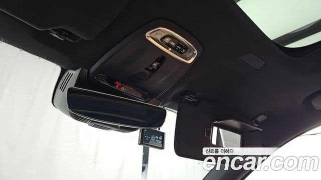 Volvo XC90 2021 — ფოტო 14/37