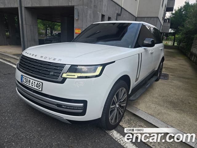 Land Rover Range Rover 2024 — ფოტო 1/12