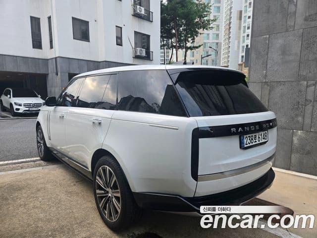 Land Rover Range Rover 2024 — ფოტო 5/12