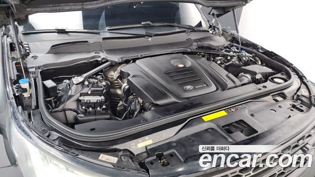Land Rover Discovery 5 2018 — ფოტო 6/20