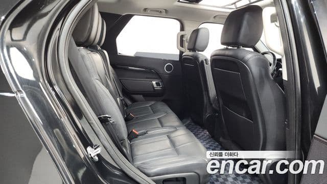 Land Rover Discovery 5 2018 — ფოტო 11/20