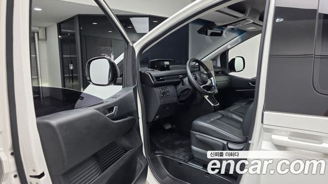 Hyundai Staria 2022 — Şəkil 10/20