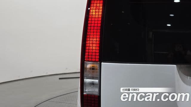 Hyundai Staria 2022 — Şəkil 8/31
