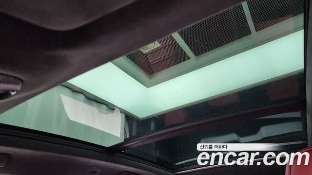 Porsche Cayenne 2020 — ფოტო 18/20