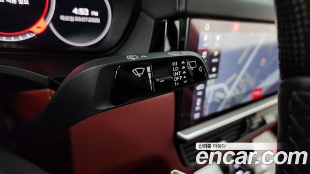 Porsche Cayenne 2020 — Photo 29/35