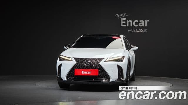 Lexus UX250h 2023 — ფოტო 3/20