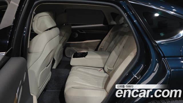 Genesis Electrified G80 2020 — фото 11 из 20