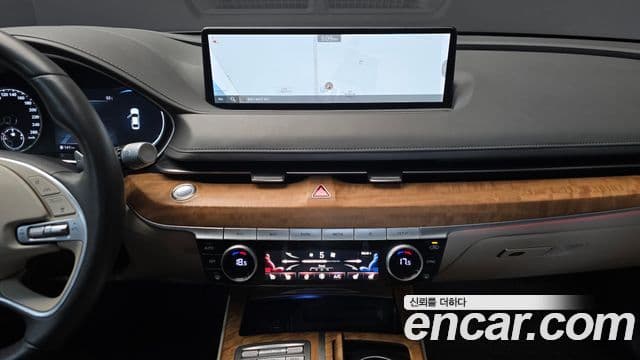 Genesis Electrified G80 2020 — ფოტო 14/20