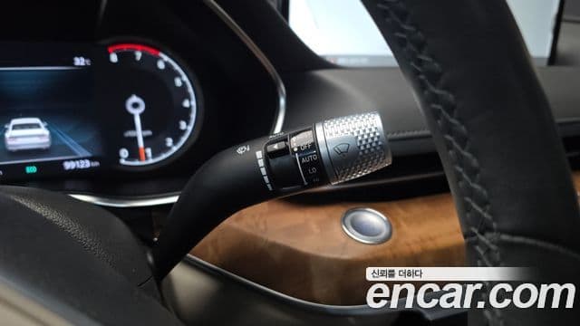 Genesis Electrified G80 2020 — ფოტო 17/20