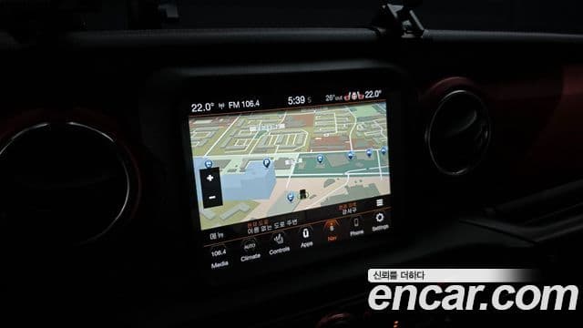 Jeep Wrangler 2019 — ფოტო 27/30