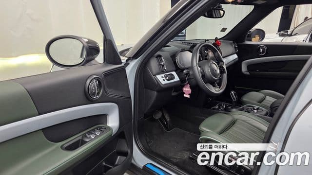 Mini Cooper Countryman 2022 — ფოტო 10/20