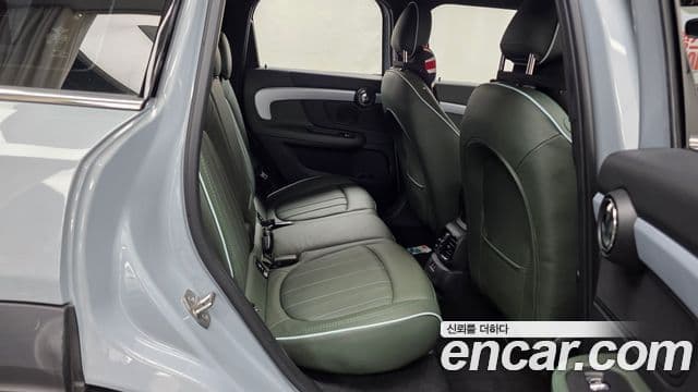 Mini Cooper Countryman 2022 — фото 12 из 20