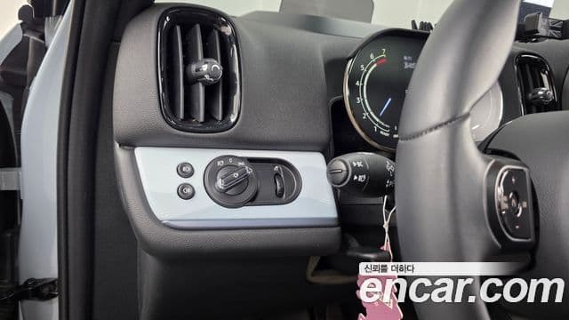 Mini Cooper Countryman 2022 — ფოტო 16/20
