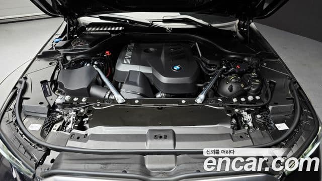 BMW 5 Series 2025 — Фото 6/20