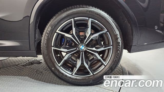 BMW X4 2024 — Photo 29/34