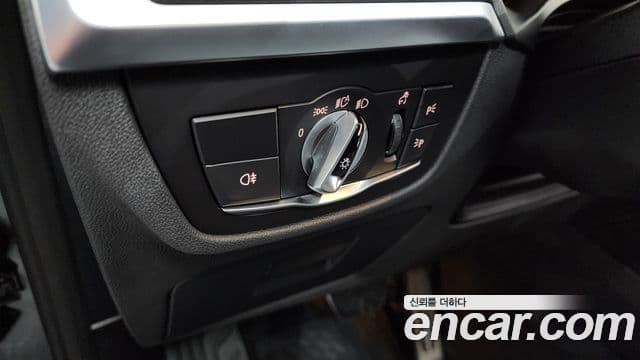 BMW X4 2024 — Photo 19/34