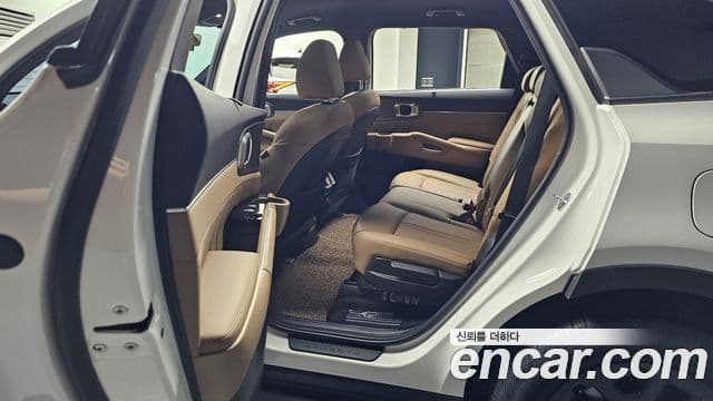 Kia Sorento 2024 — Şəkil 12/20