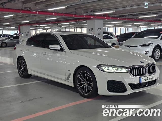 BMW 5 Series 2021 — ფოტო 20/20