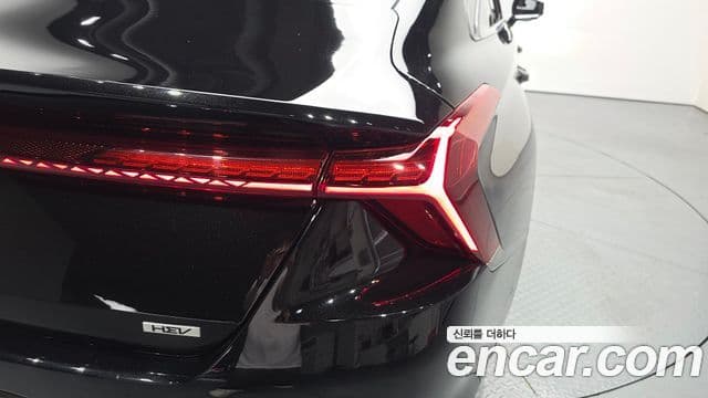 Kia K8 2024 — Photo 8/30