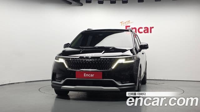 Kia Carnival 2022 — ფოტო 3/20