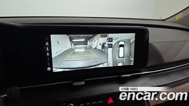 Kia Carnival 2022 — ფოტო 14/20