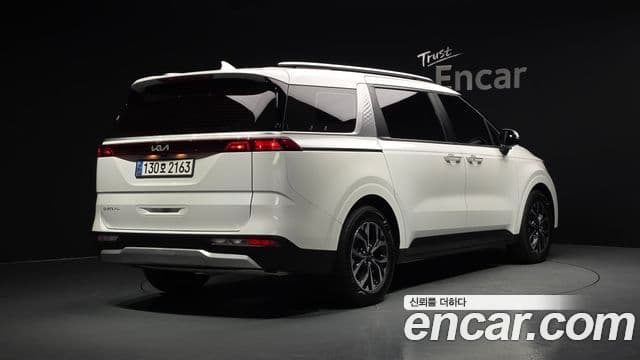 Kia Carnival 2023 — Şəkil 2/20