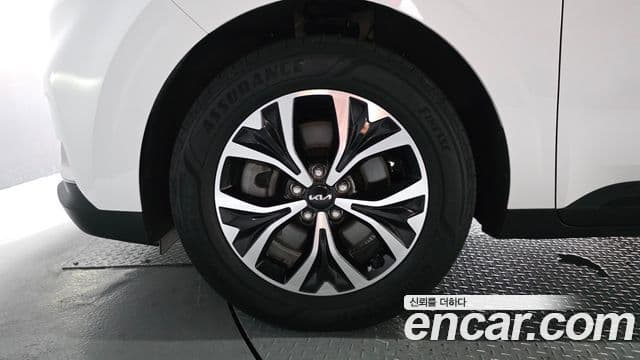 Kia Carnival 2023 — Şəkil 5/20