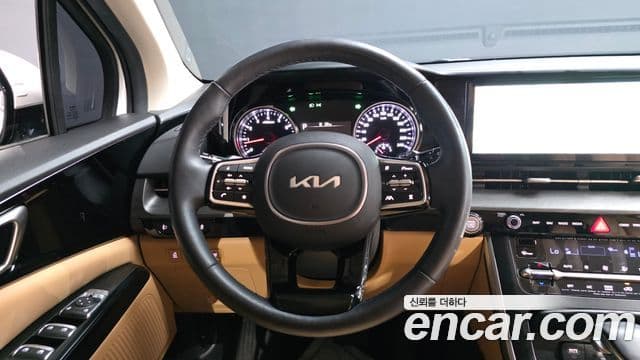 Kia Carnival 2023 — Şəkil 13/20