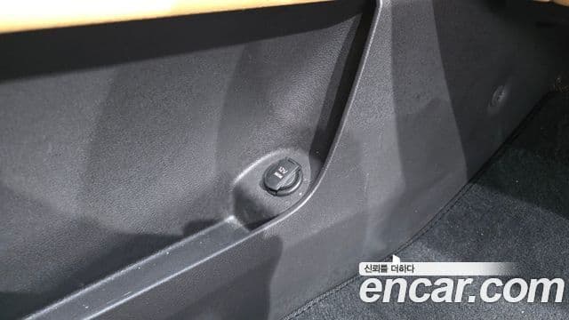 Kia Carnival 2023 — Photo 32/39