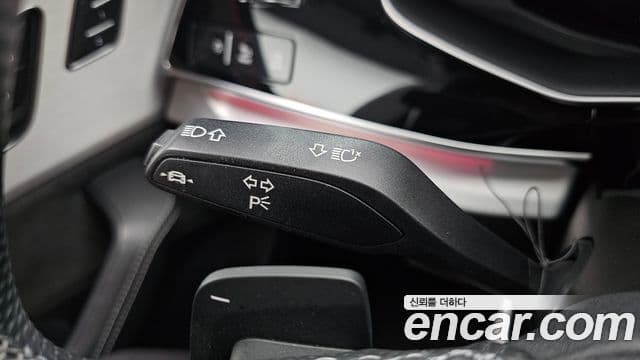 Audi Q8 2021 — Şəkil 3/36